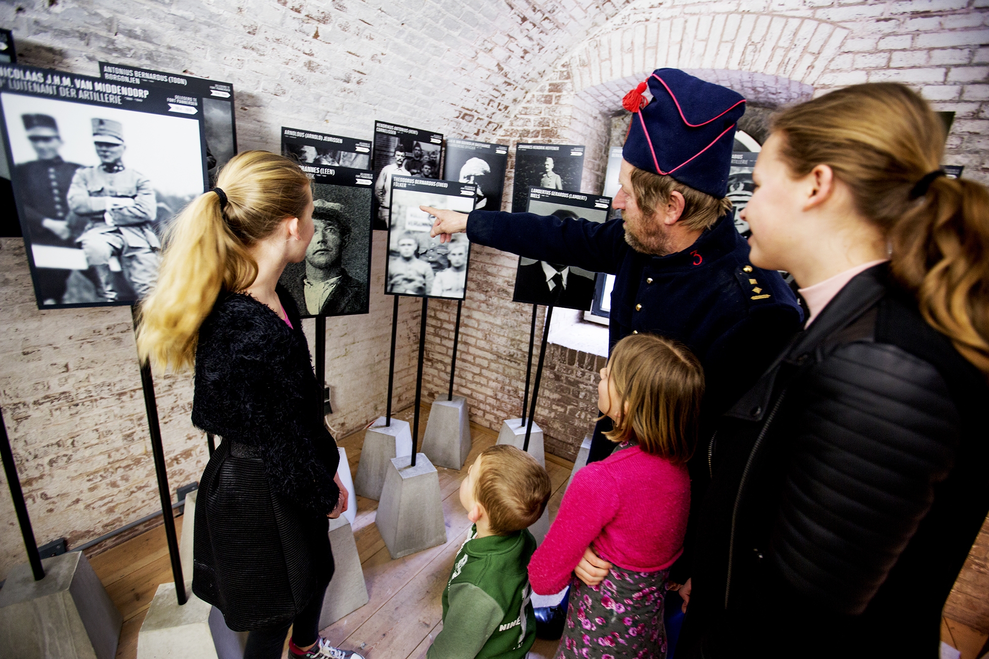 Fort Pannerden-Activiteiten-soldatenmuseum uitleg gids